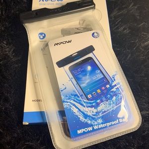 5️⃣❇️4️⃣❇️2️⃣5️⃣

 Waterproof cellphone bag